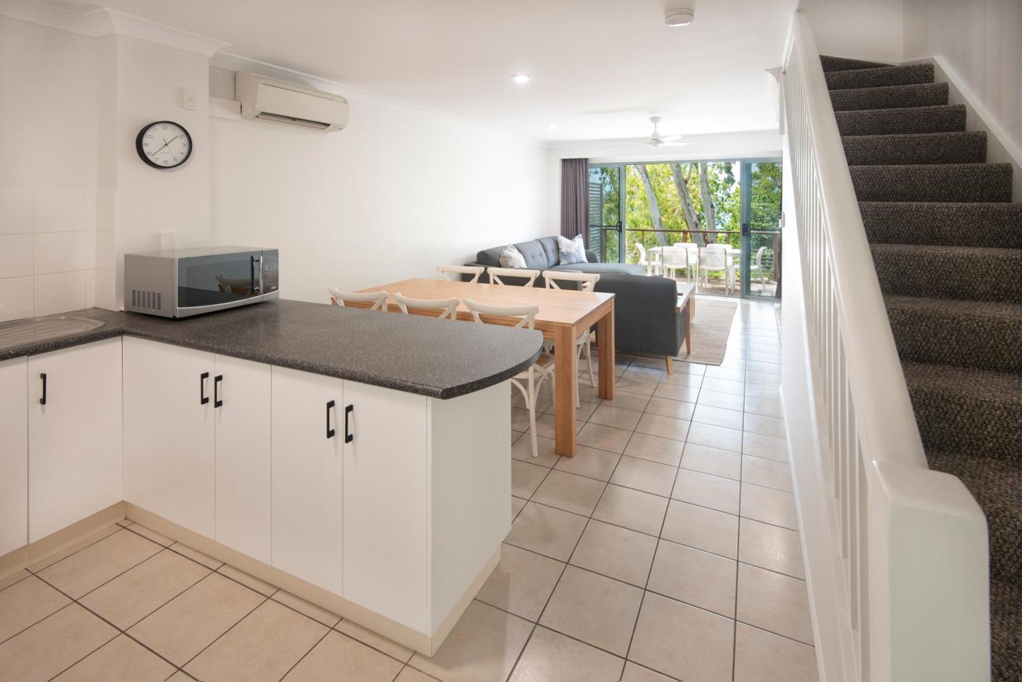 Sunset Waters Apartments جزيرة هاميلتون المظهر الخارجي الصورة