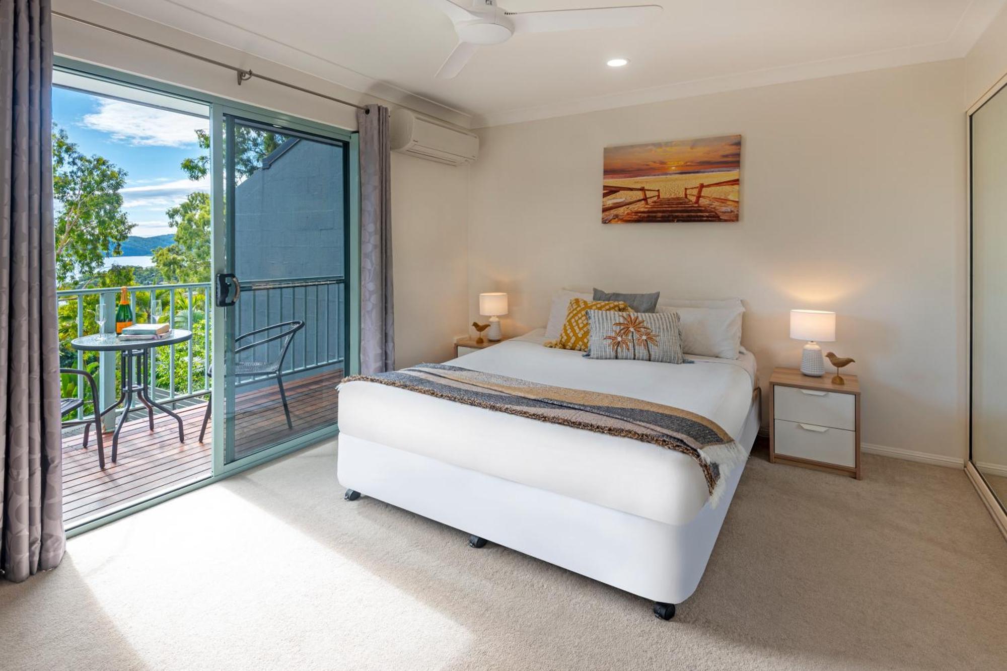 Sunset Waters Apartments جزيرة هاميلتون المظهر الخارجي الصورة