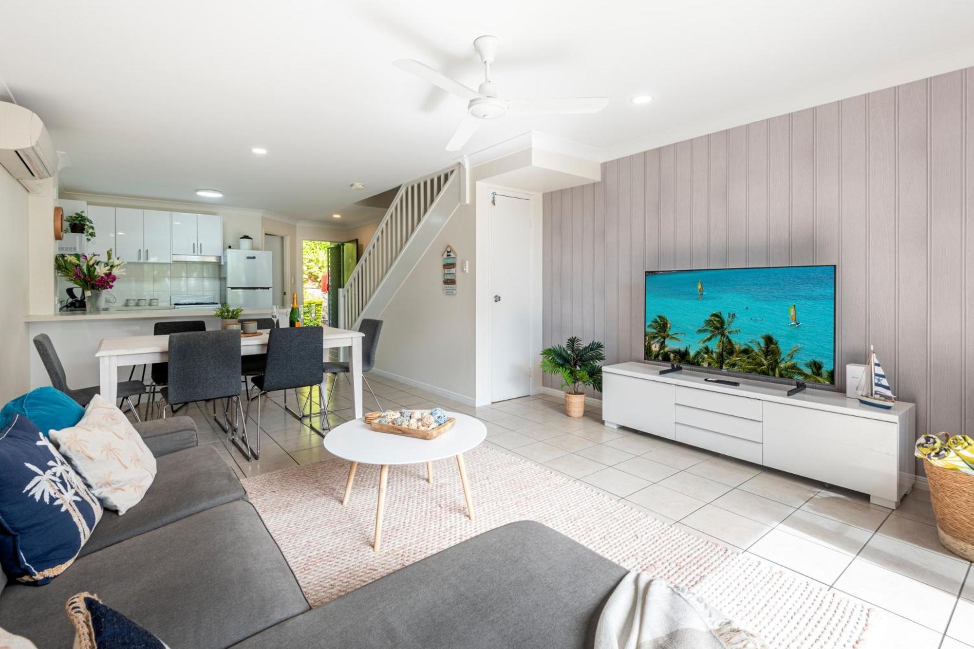 Sunset Waters Apartments جزيرة هاميلتون المظهر الخارجي الصورة