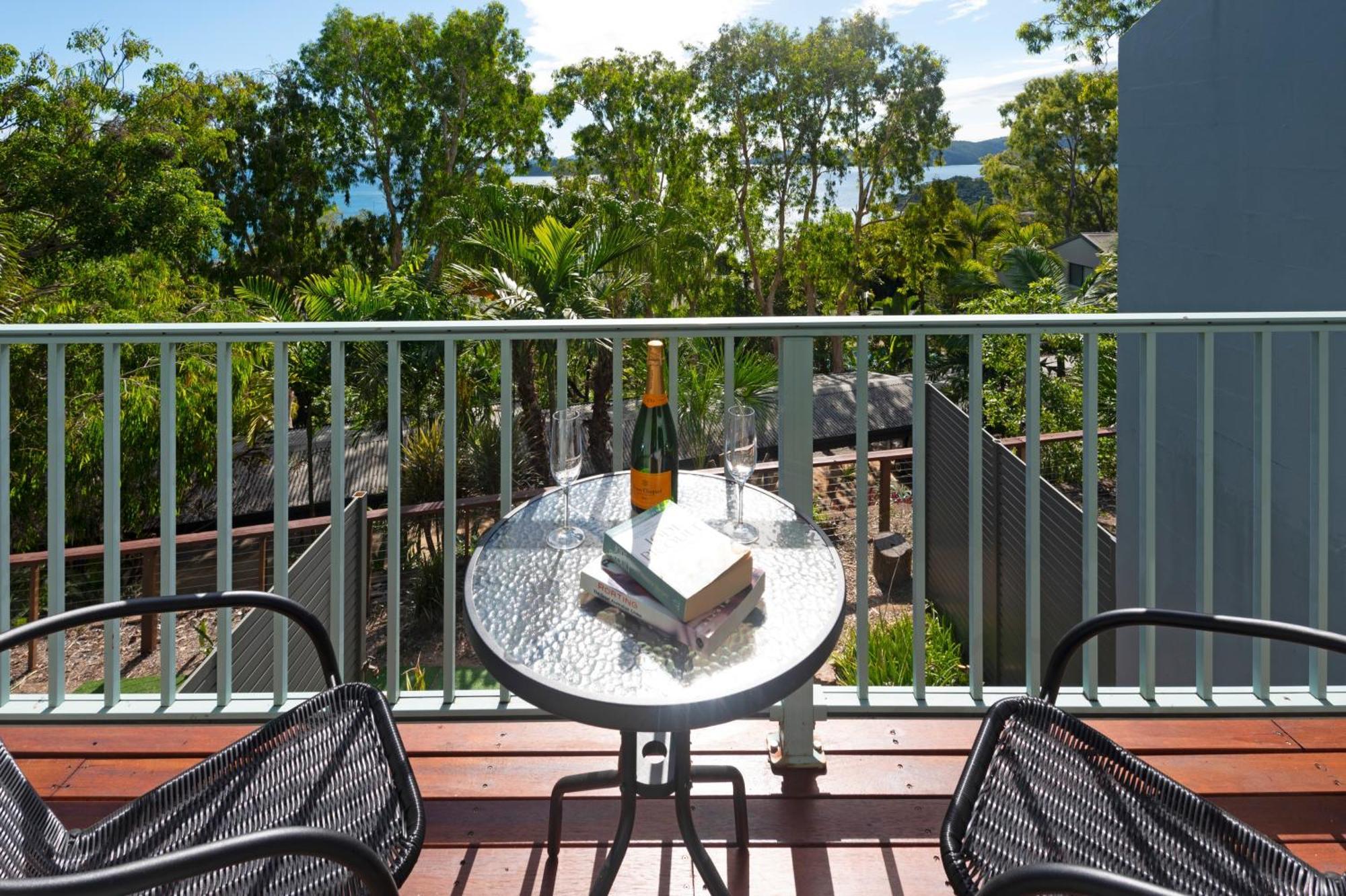 Sunset Waters Apartments جزيرة هاميلتون المظهر الخارجي الصورة